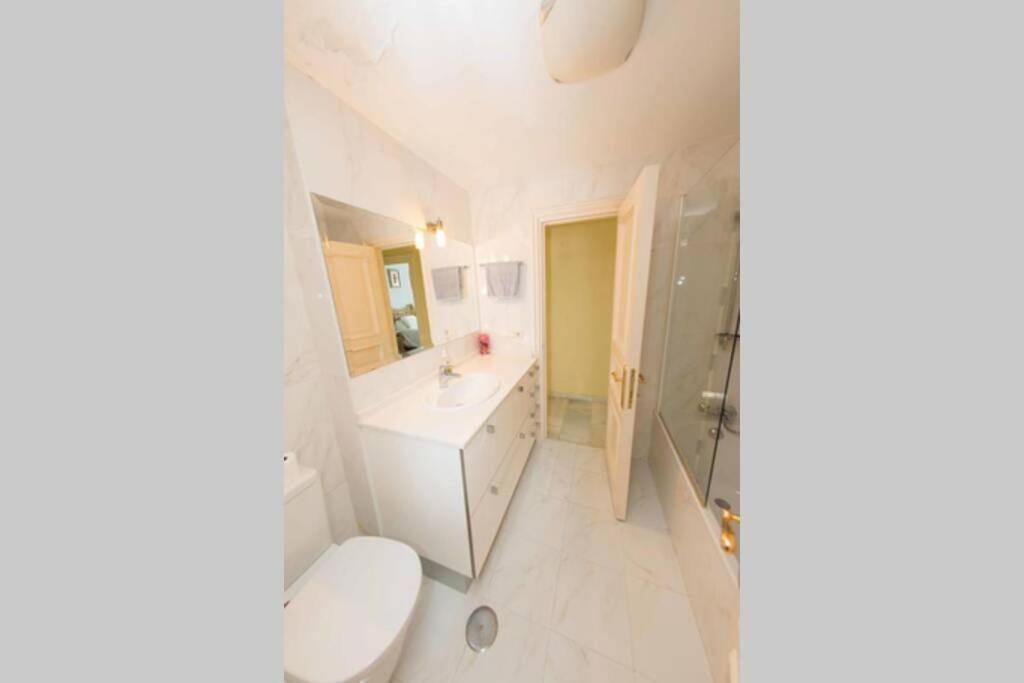 Penthouse With Private Pool, Hot Tub Jacuzzi With Sea Views And Chill-Out Zone, Close To The Sea Marbella Buitenkant foto