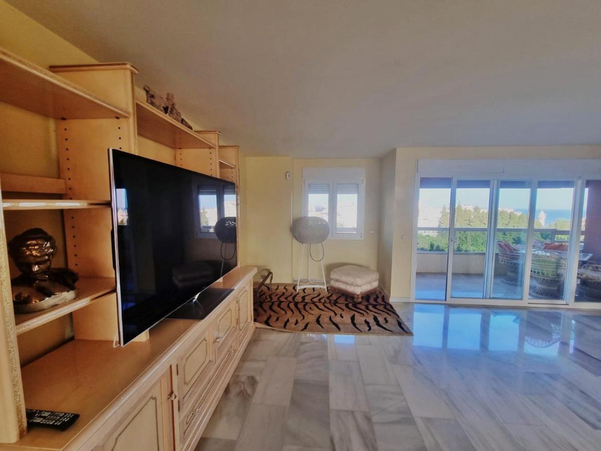 Penthouse With Private Pool, Hot Tub Jacuzzi With Sea Views And Chill-Out Zone, Close To The Sea Marbella Buitenkant foto