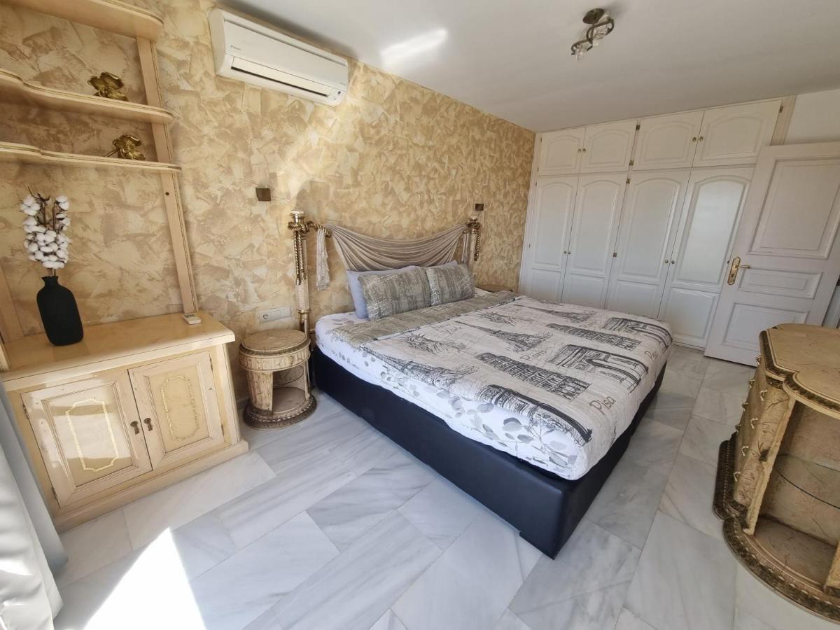 Penthouse With Private Pool, Hot Tub Jacuzzi With Sea Views And Chill-Out Zone, Close To The Sea Marbella Buitenkant foto