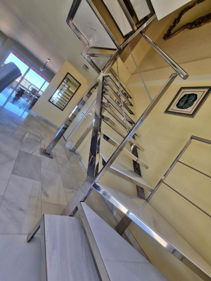 Penthouse With Private Pool, Hot Tub Jacuzzi With Sea Views And Chill-Out Zone, Close To The Sea Marbella Buitenkant foto