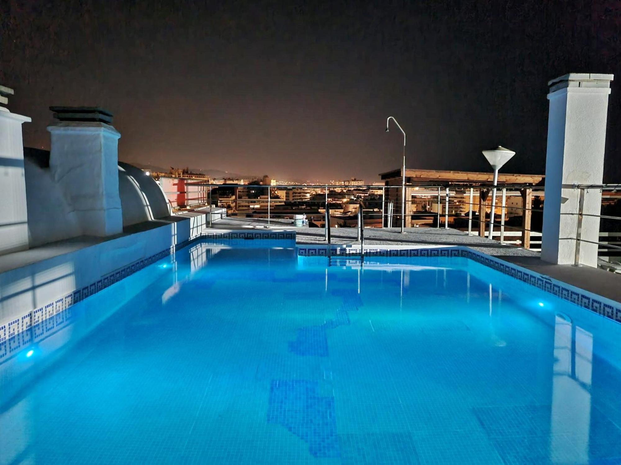 Penthouse With Private Pool, Hot Tub Jacuzzi With Sea Views And Chill-Out Zone, Close To The Sea Marbella Buitenkant foto